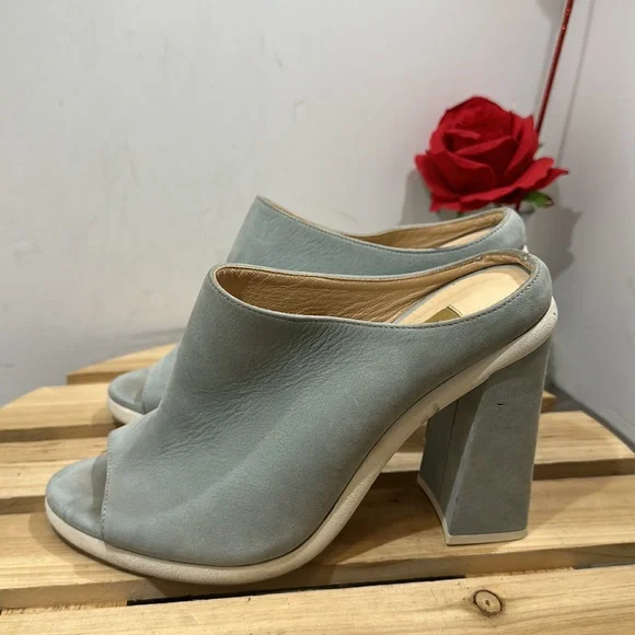 Dee Keller Meredith leather mules #102 - Picture 3 of 7